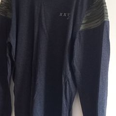 Mens long sleeve t-shirt
