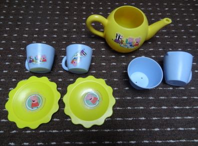 Peppa pig teapot and cups set