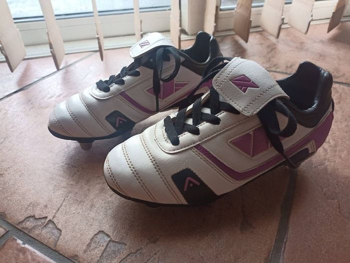Kooga Football Boots size 1 / EU33