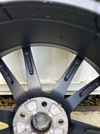 Genuine Volkswagen Pretoria 19" Single Alloy Wheel