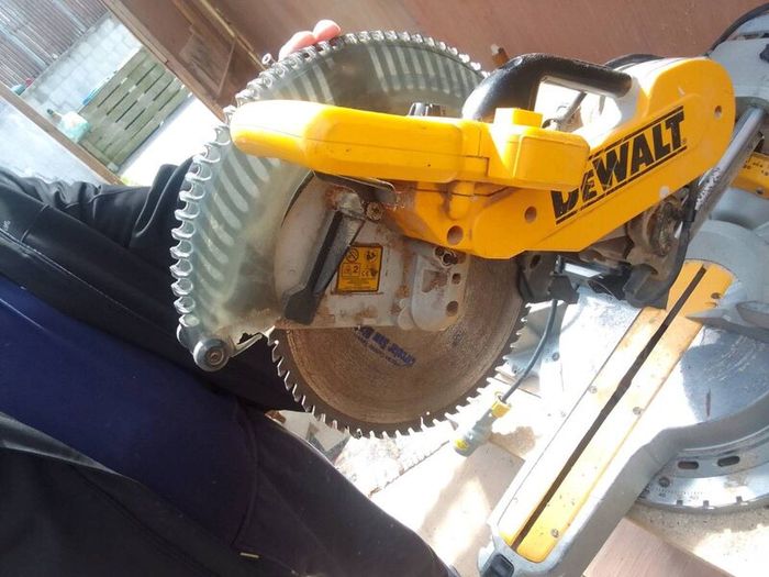 Strimmers, Saw and screw gun