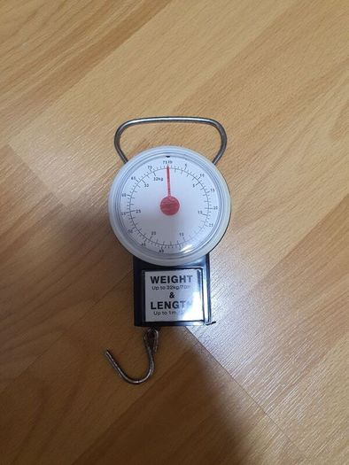 luggage scales measuring tape