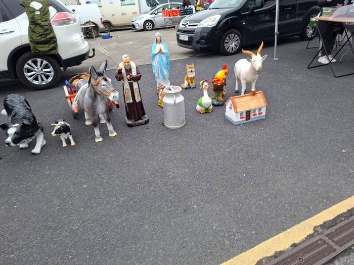 life Size Animals & Religious Statues.