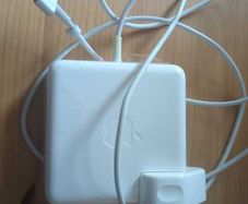 Apple Macbook Charger 85W MagSafe 2