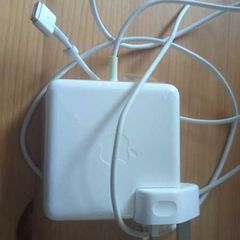 Apple Macbook Charger 85W MagSafe 2