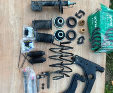 Car Parts - Full front suspension kit - NEW