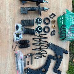 Car Parts - Full front suspension kit - NEW