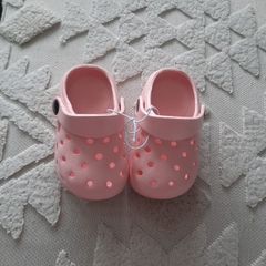 New pink toddler shoes
