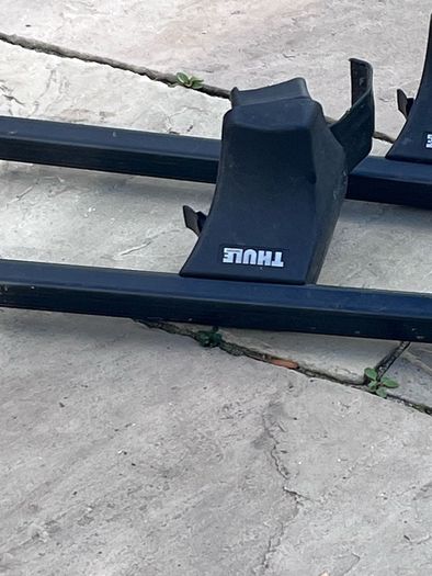 thule roof bars