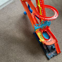 Hot Wheels City Roller Coaster