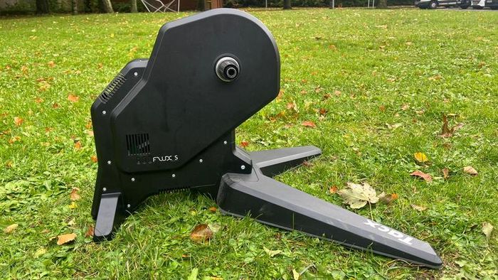 Tacx Flux S Smart Trainer (Direct Drive) Excellent Condition