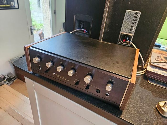 Sansui AU-101