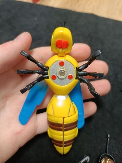 Transformers insecto bots 90s