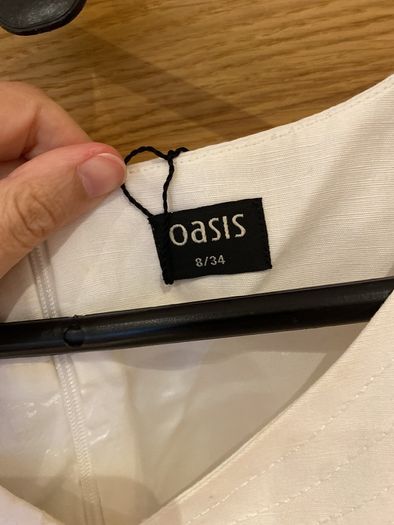 oasis dress