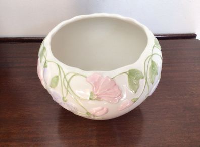 Medium sized Floral plant pot