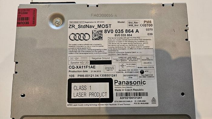Audi A3 8V Control Unit for MMI MIB Sat Nav SD Card Reader 8V0035864A