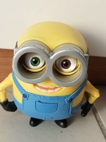 Bob Minion Blinking Eye