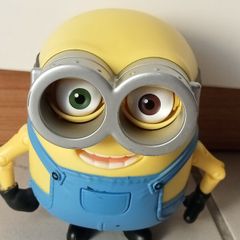 Bob Minion Blinking Eye
