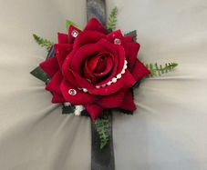 corsage