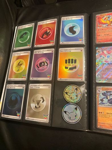30th Base set + Binder