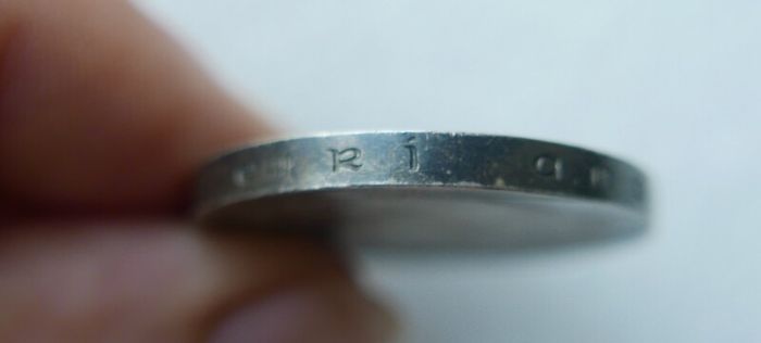 1966 Irish 10 Shilling coin SILVER