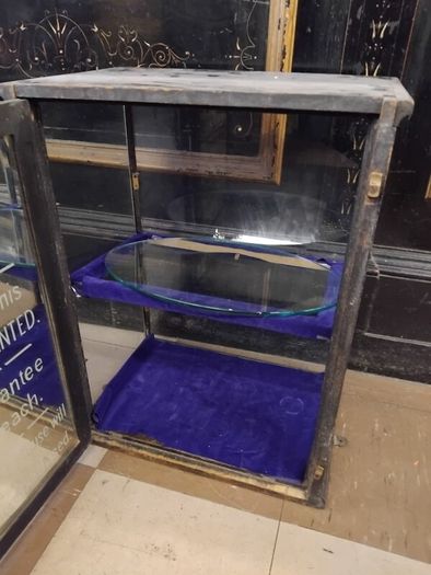 Antique shop Display Cabinet
