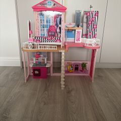 Barbie house