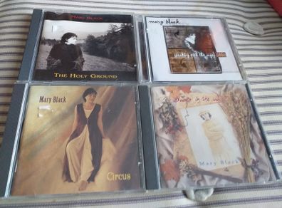 Mary Black Pack.