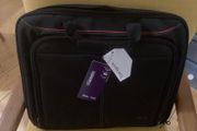 Targus Classic 39.6cm Laptop carry case.
