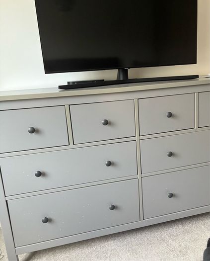Hemes chest of drawers