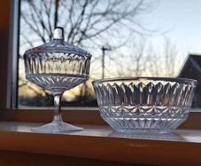 Set of glass bowls