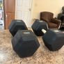 2 X 40kg Rubber Hex Dumbbells. Image 2