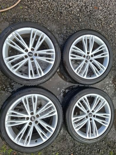 20" Genuine Audi S Line Alloys with tyres