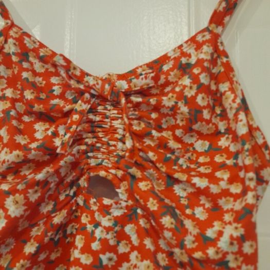 girls skirt and top