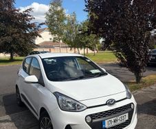 White Hyundai i10 - low owners - freshly serviced