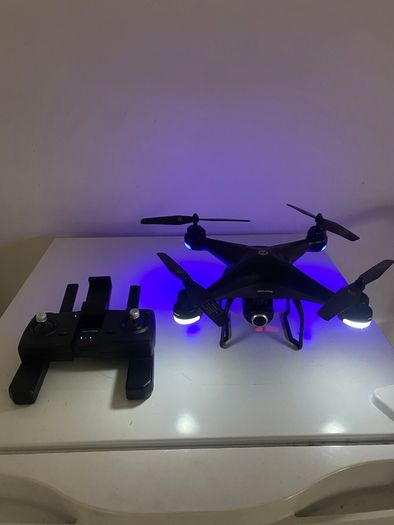 Holy Stone HS120D Drone