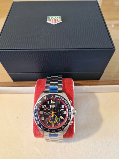 TAG Heuer Formula One Red Bull Racing Chronograph