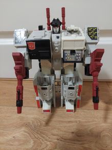 Transformer G1  Metroplex