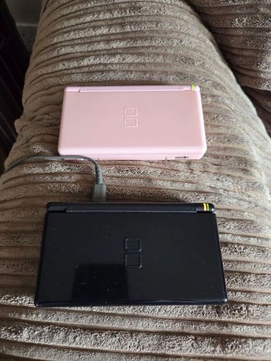 Nintendo DS Lite Bundle