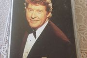 Michael Crawford performs Andrew Lloyd Webber.