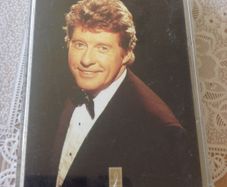 Michael Crawford performs Andrew Lloyd Webber.