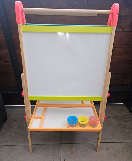 Kids Art Easel