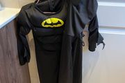 Batman costume - 5-6 year old