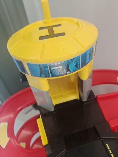 kids multilevel carpark toy