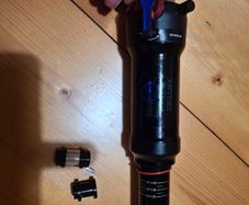 230 x 60 Rockshox Deluxe Rt...New