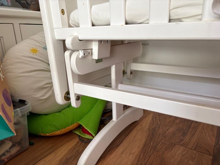 Crib Nicole Panel Wooden