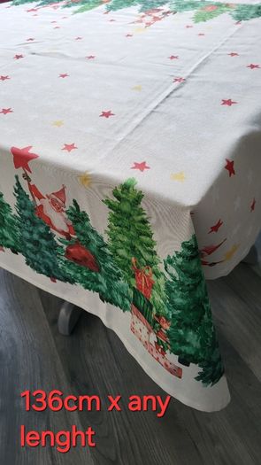 Christmas Tablecloths
