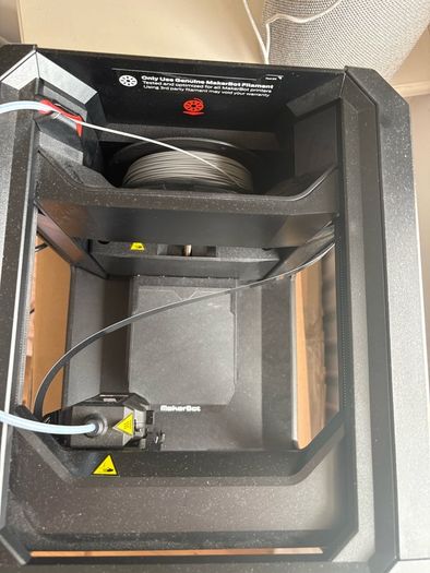 makerbot replicator mini+ 3d printer