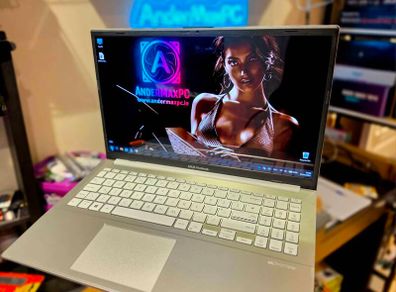 Laptop Vivobook Go 15 OLED