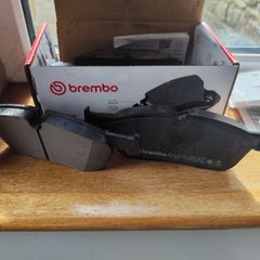 Brembo Front Brake Pads (Land Rover Evoque)